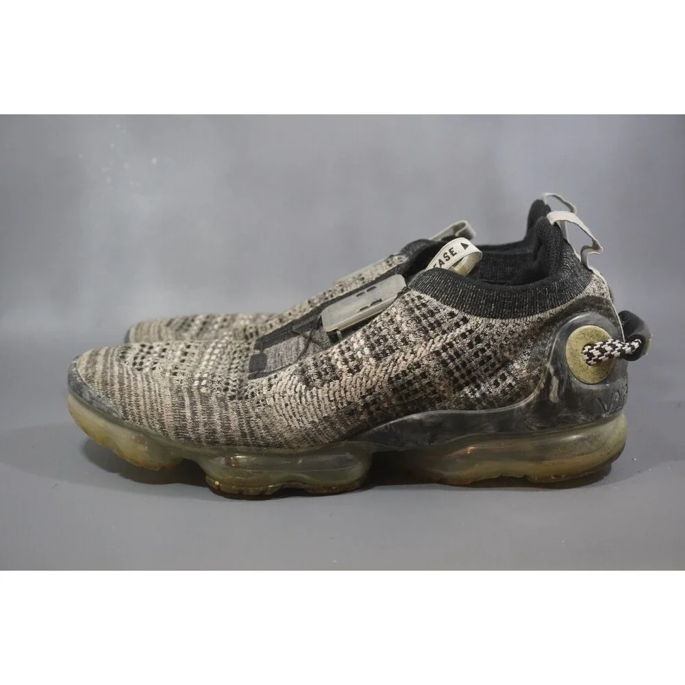 Nike Air VaporMax 2020 Flyknit FK Mens 10 Shoes Oreo Running Athletic Sneakers